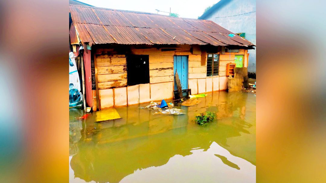 Banjir Kembali Terjadi, Sebagian Warga Mengungsi ke tempat Lebih Aman