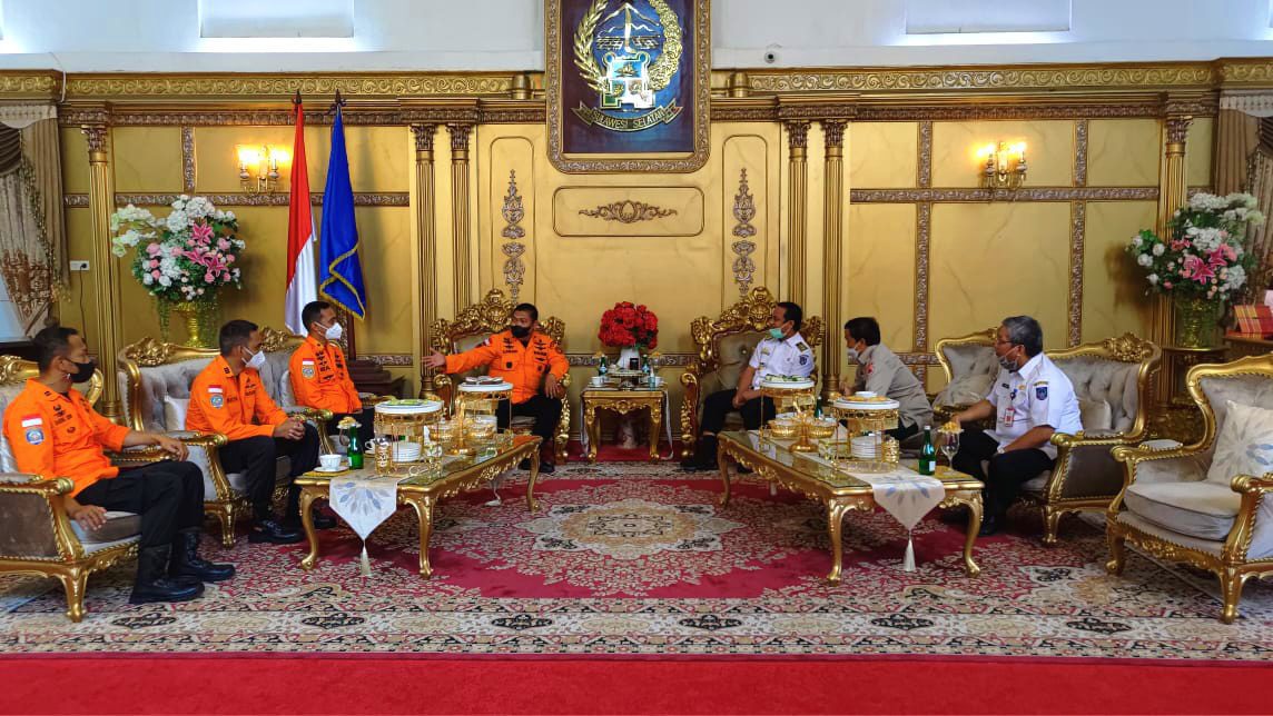 Terima Basarnas, Plt Gubernur Dukung Hadirnya Balai Diklat di Sulsel 2 Terima Basarnas, Plt Gubernur Dukung Hadirnya Balai Diklat di Sulsel