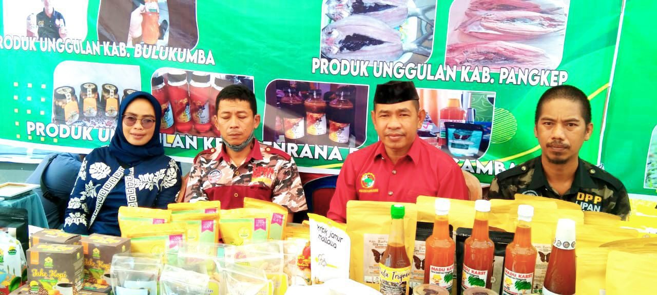 Stand Koperasi LIPAN Sejahtera Mandiri di Penuhi Pengunjung di Ajang Expo Harkopnas