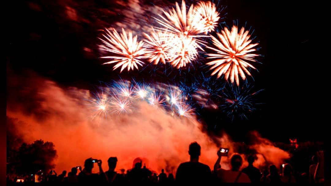 5 Ide Seru Melakukan Kegiatan Tahun Baru di Rumah