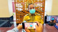 Plt Gubernur Imbau Tempat Layanan pemerintahan dan Umum Terapkan QR code PeduliLindungi