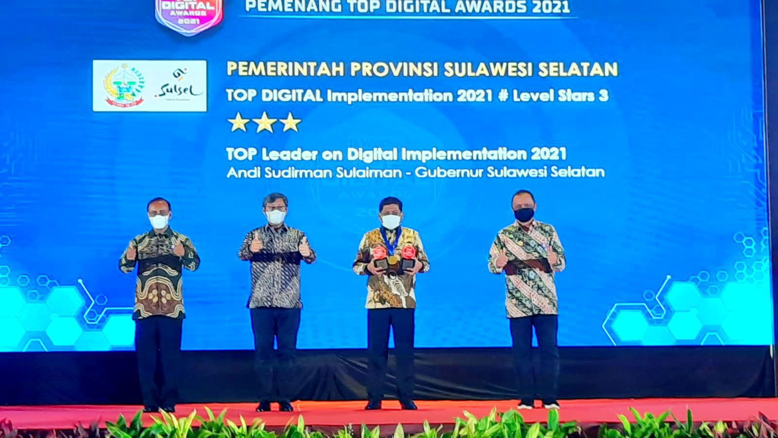 Sukses Manfaatkan Aplikasi Digital untuk Pelayanan Publik, Pemprov Sulsel Raih Penghargaan Top Digital Award 2021