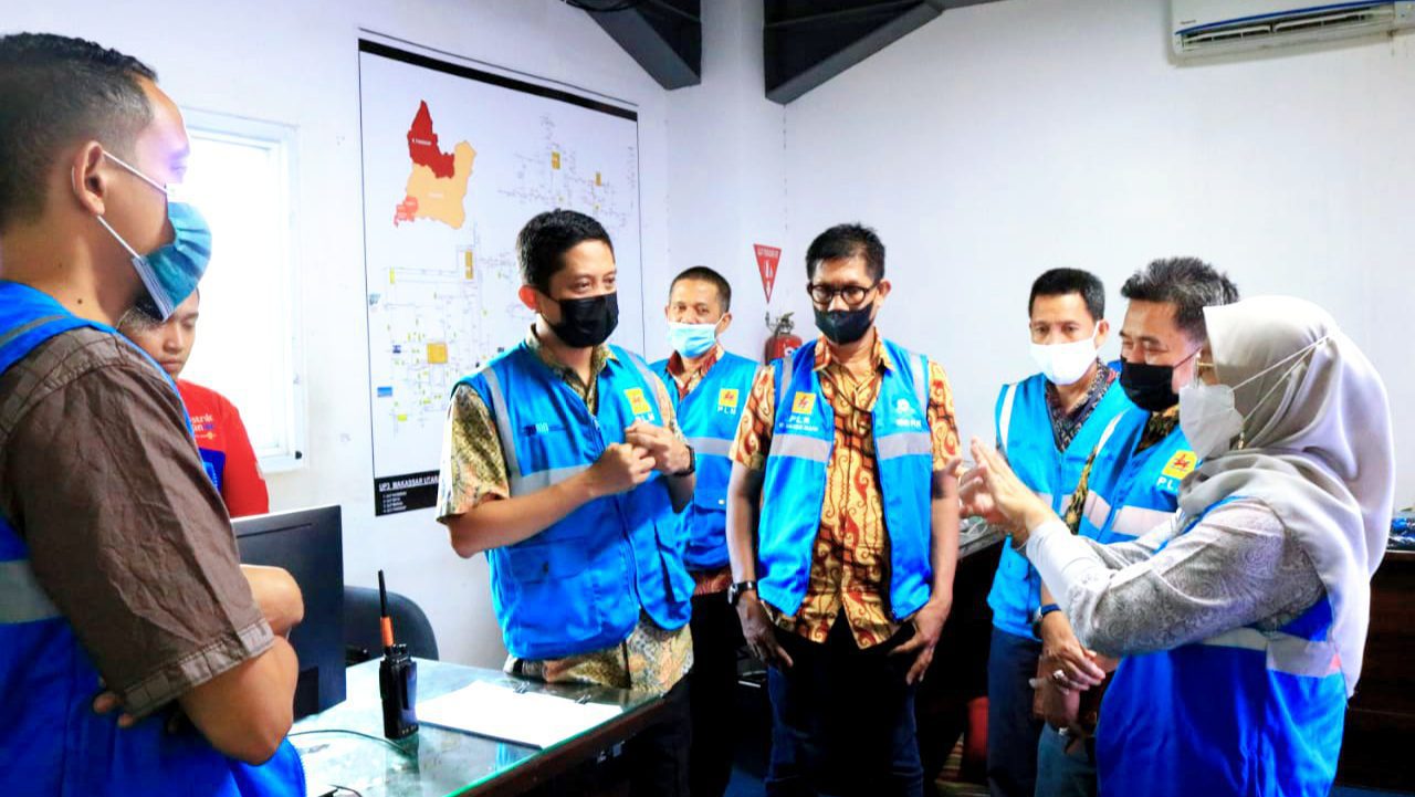 Pastikan Kesiapan Petugas Jelang Nataru, Manajemen PLN UIW Sulselrabar Kunjungi Posko Siaga