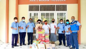 Badan Kerohanian PDAM Makassar Kunjungi Panti Asuhan dan Panti Jompo