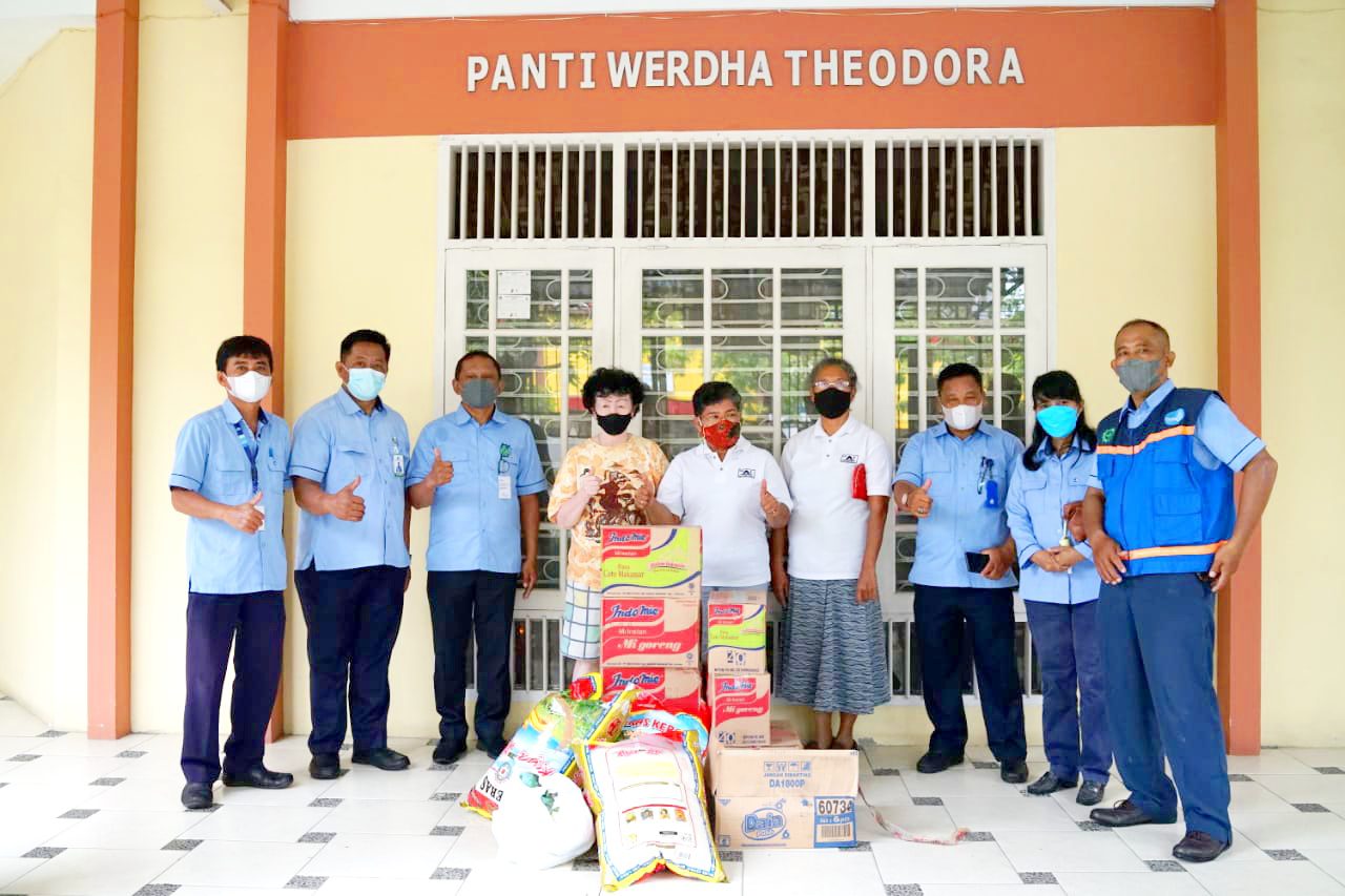 Badan Kerohanian PDAM Makassar Kunjungi Panti Asuhan dan Panti Jompo