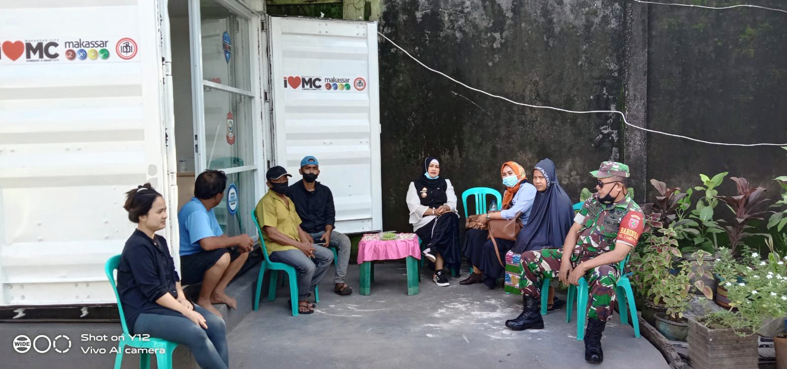 Komitmen Capai Vaksinasi 100%, Pemkec Ujung Tanah Jemput Langsung Warga