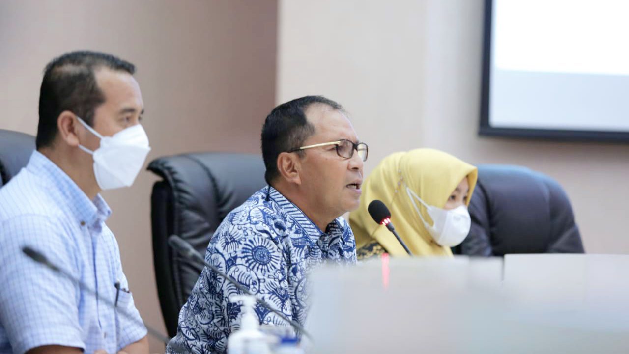 Danny Instruksikan Camat hingga RT/RW Antisipasi Penyebaran Omicron