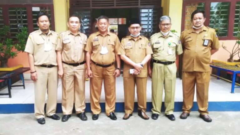 Kasus Pemukulan Guru di Sidrap Berakhir Damai 8 Kasus Pemukulan Guru di Sidrap Berakhir Damai