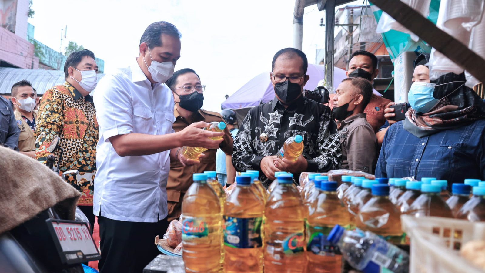 Wali Kota Danny Pomanto Dampingi Mendag RI Pantau Minyak Goreng di Pasar Tradisional