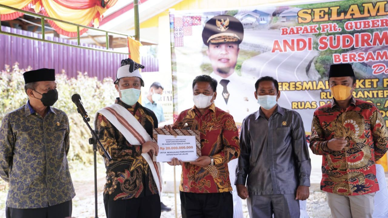 Rp20 Miliar Bantuan Keuangan untuk Toraja Utara, Andi Sudirman: Larampo Pemeloi Toraya
