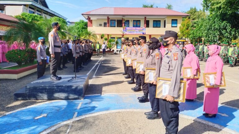 Pimpin Apel Gelar Pasukan Ops Keselamatan 2022, Kapolres Pangkep Jabarkan Tiga Sasaran Target Ops Korlantas Polri 4 Pimpin Apel Gelar Pasukan Ops Keselamatan 2022, Kapolres Pangkep Jabarkan Tiga Sasaran Target Ops Korlantas Polri