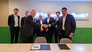 Kolaborasi Ericsson dan Indosat Ooredoo Hutchison Perluas Jaringan 5G di Indonesia