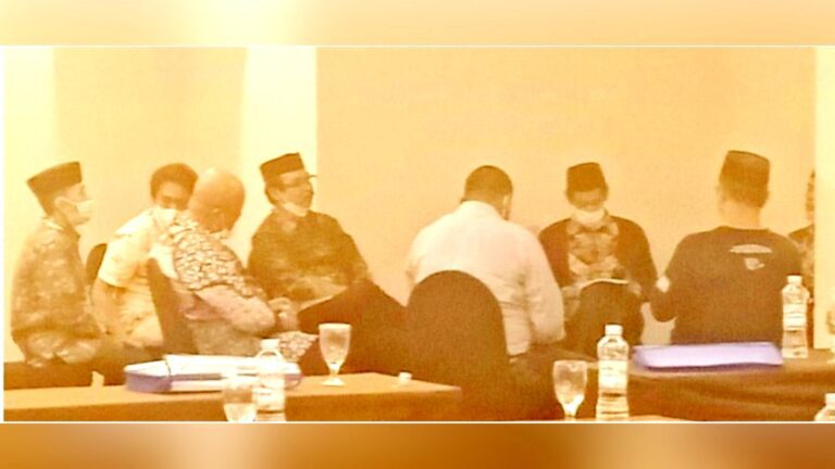 Dekan FT UMI, Terpilih Sebagai Ketua IKA PMII Sulsel 4 Dekan FT UMI, Terpilih Sebagai Ketua IKA PMII Sulsel
