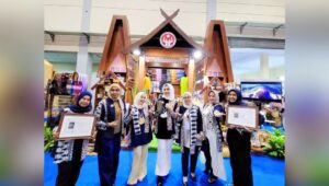 Tampilkan Konsep Rumah Tongkonan Di Inacraft Jakarta, Stand Dekranasda Sulsel Jadi Stand Terbaik