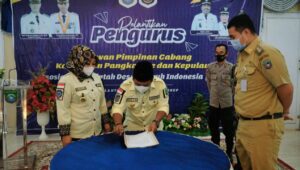 Rizal Idris Resmi Dilantik sebagai Ketua APDESI Pangkep periode 2022-2027