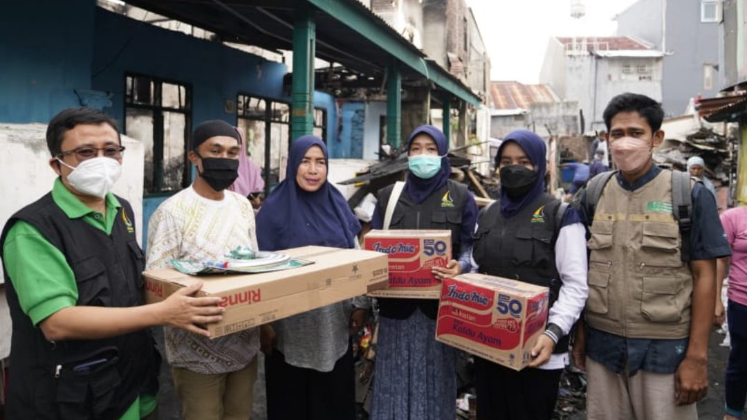 Andalan Sulsel Peduli Bawa Bantuan, Warga Jalan Pandang Makassar: Terima Kasih Pak Gubernur