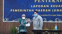 Abdul Hayat Serahkan LK Unaudited Tahun 2021 ke BPK