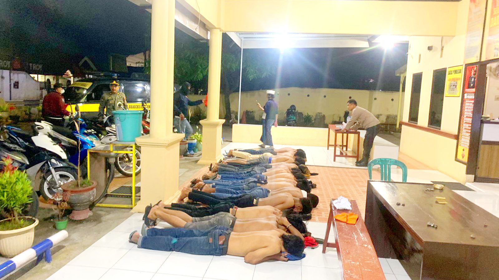 Polsek Manggala Amankan 16 Remaja Pelaku Balap Liar di Komp Unhas Antang