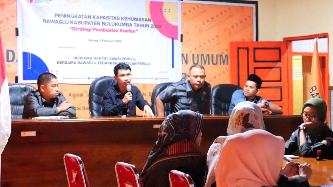 Mahasiswa Komunikasi Unismuh Fitra Alim Jadi Narasumber di Bawaslu Bulukumba