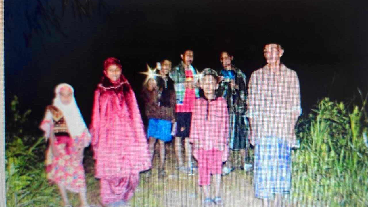 Warga Lengkese Sinjai Harap Jalan Dusun Berlumpur dan Licin Diperbaiki