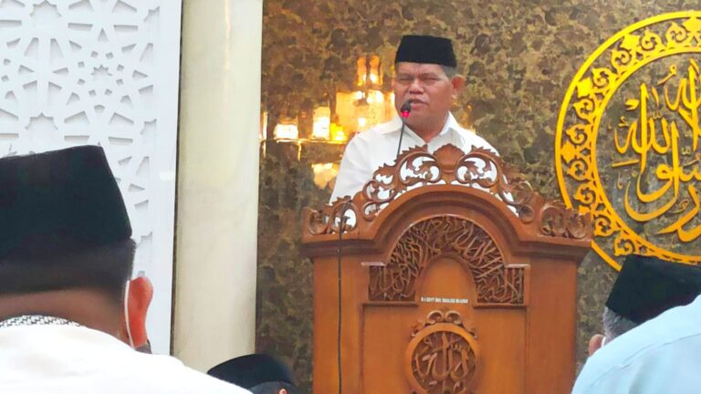 Peringatan Malam Nuzulul Qu'ran, Rektor UNM Ajak Civitas Akademika Jaga Kebersamaan 4 Peringatan Malam Nuzulul Qu'ran, Rektor UNM Ajak Civitas Akademika Jaga Kebersamaan