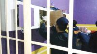 Razia Lapas Pangkep, Petugas Temukan Sajam dan Obat Terlarang