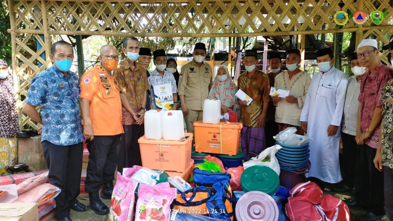 Tiga Rumah Panggung Terbakar di Barru, BPBD Sulsel Salurkan Bantuan