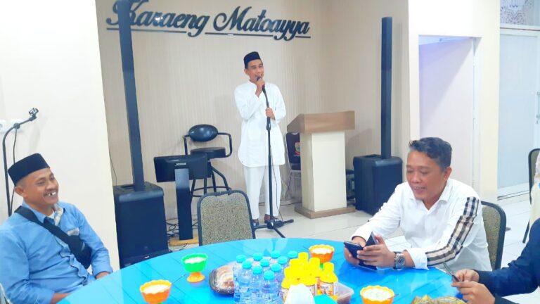 Ketua DPRD Makassar Perkuat Sinergitas dengan Buka Puasa bersama Awak Media 5 Ketua DPRD Makassar Perkuat Sinergitas dengan Buka Puasa bersama Awak Media