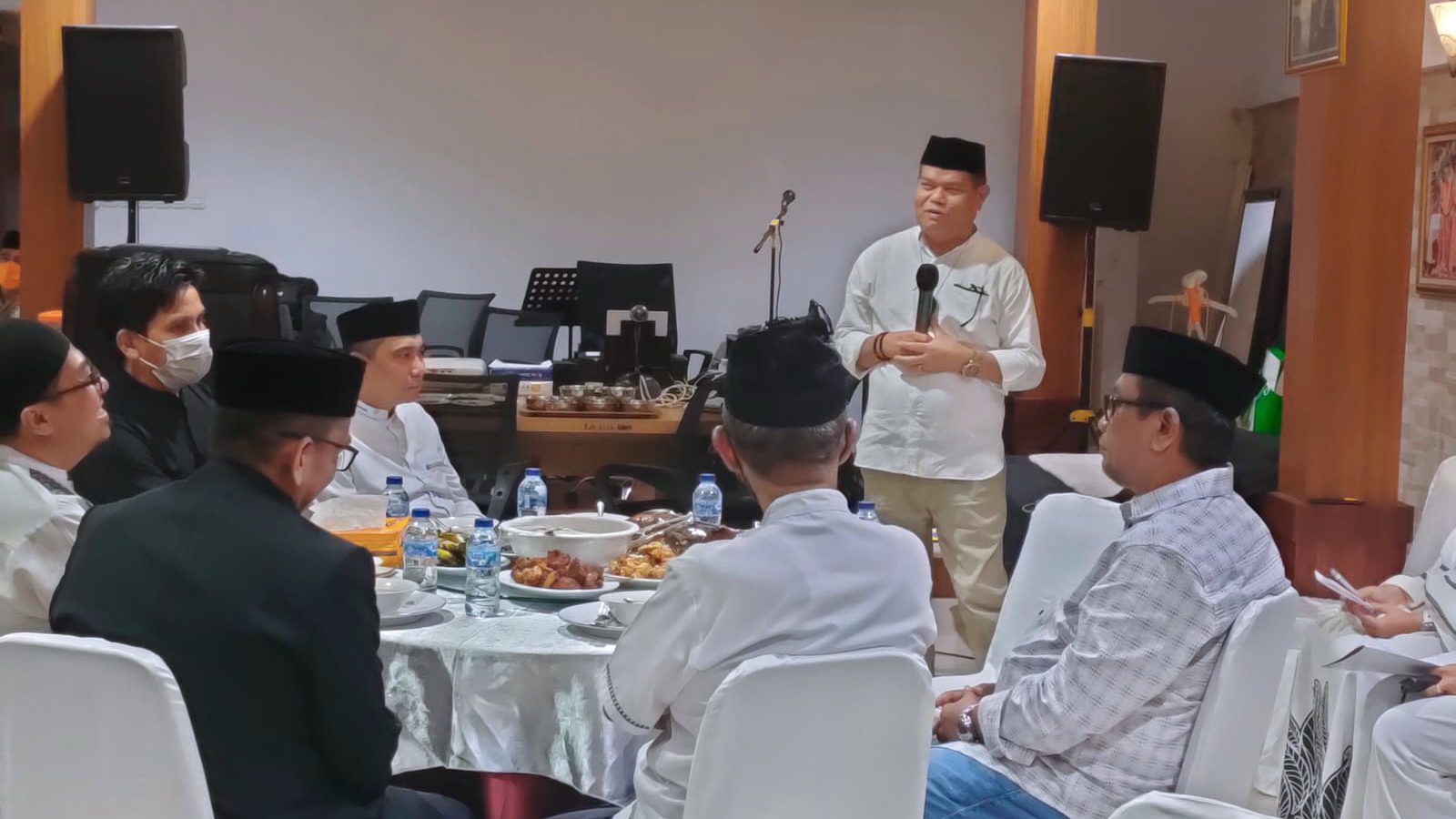 Rawat Silaturahmi, IKA SMA Negeri 6 Makassar Buka Puasa Bersama di Rujab Rektor UNM