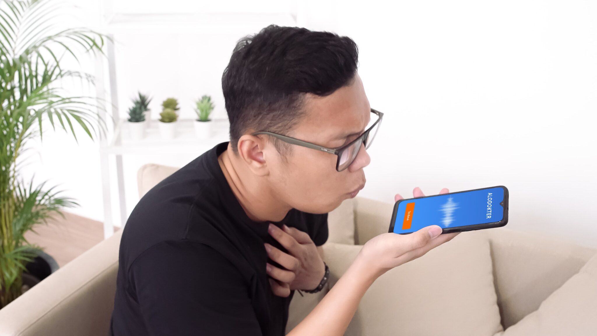 Kini Diagnosis Kondisi Paru Dapat Dilakukan Dengan Suara Batuk di Aplikasi Alodokter