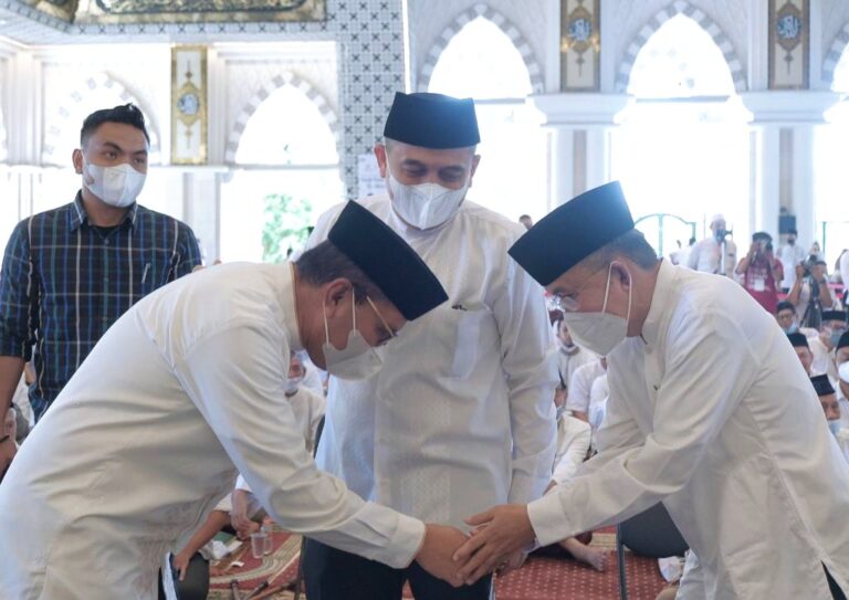 Hadiri Haul ke-40, Danny Jadikan Kalla dan Athirah Panutan