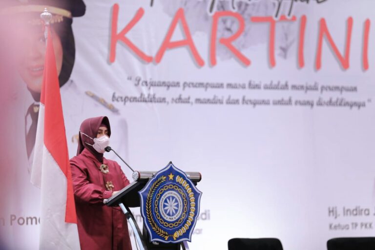 Peringatan Hari Kartini, TP PKK Makassar Hadirkan Rena Basuki 9 Peringatan Hari Kartini, TP PKK Makassar Hadirkan Rena Basuki