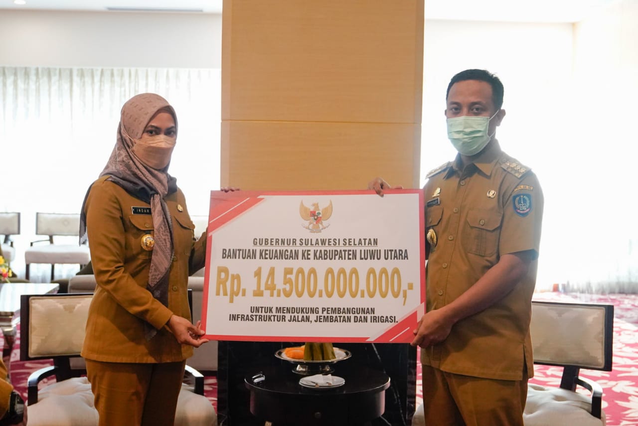 Nyata, Gubernur Andi Sudirman Beri Bantuan Keuangan Rp14,5 Milliar untuk Jembatan dan ruas Seko-Rampi