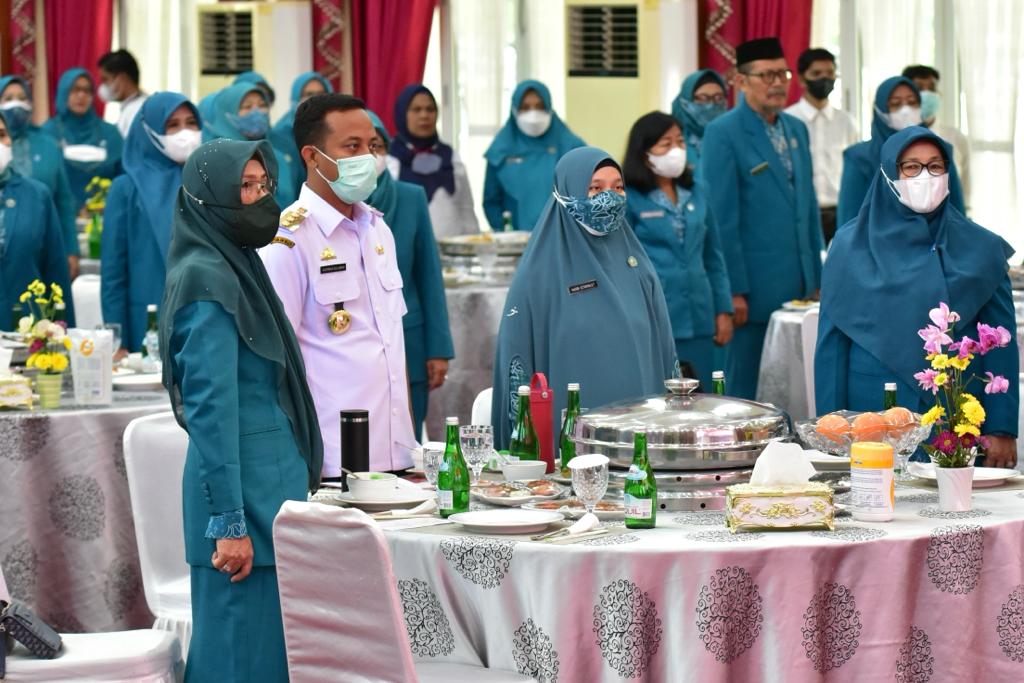 Lantik Pengurus PKK Sulsel, Andi Sudirman Harap Pokja Hadirkan Program Unggulan Sentuh Masyarakat