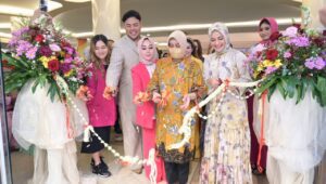 Indira Jusuf Ismail Hadiri Grand Opening Donna Prive Terbaru, Mari Bersama Bangkitkan Ekonomi