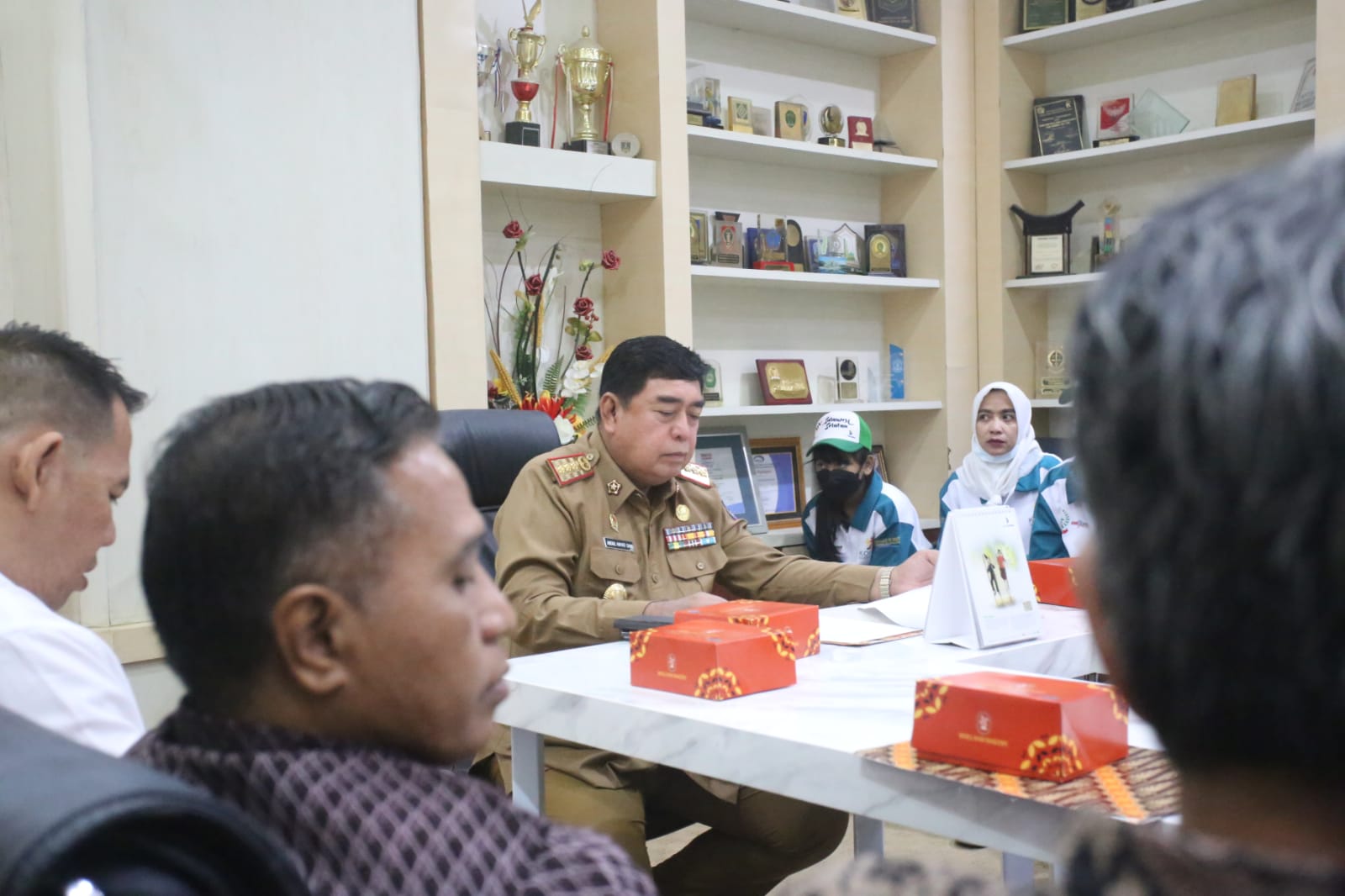 Sekda Abdul Hayat Gani Lepas Kontingen KORMI Sulsel ke Ajang Fornas Palembang 