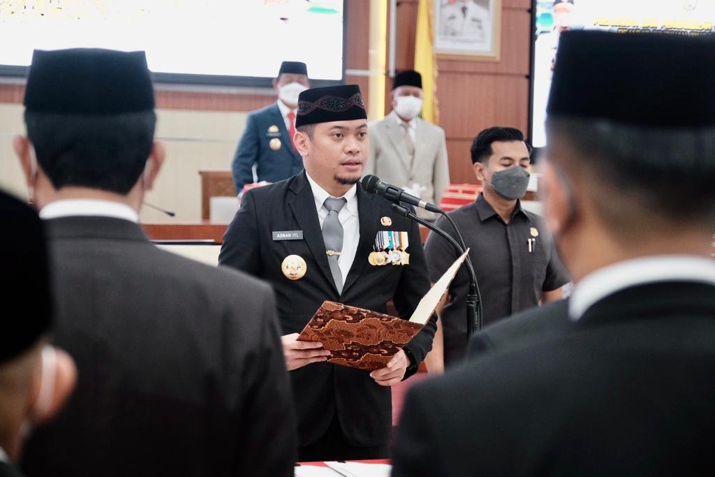 Lantik 23 Pejabat Baru, Bupati Gowa Harap Bekerja Sesuai Perkembangan Zaman