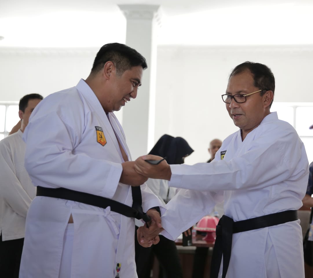 Lantik Pengurus KKI Maros, Danny Pomanto Ajak Gelorakan Olahraga Karate