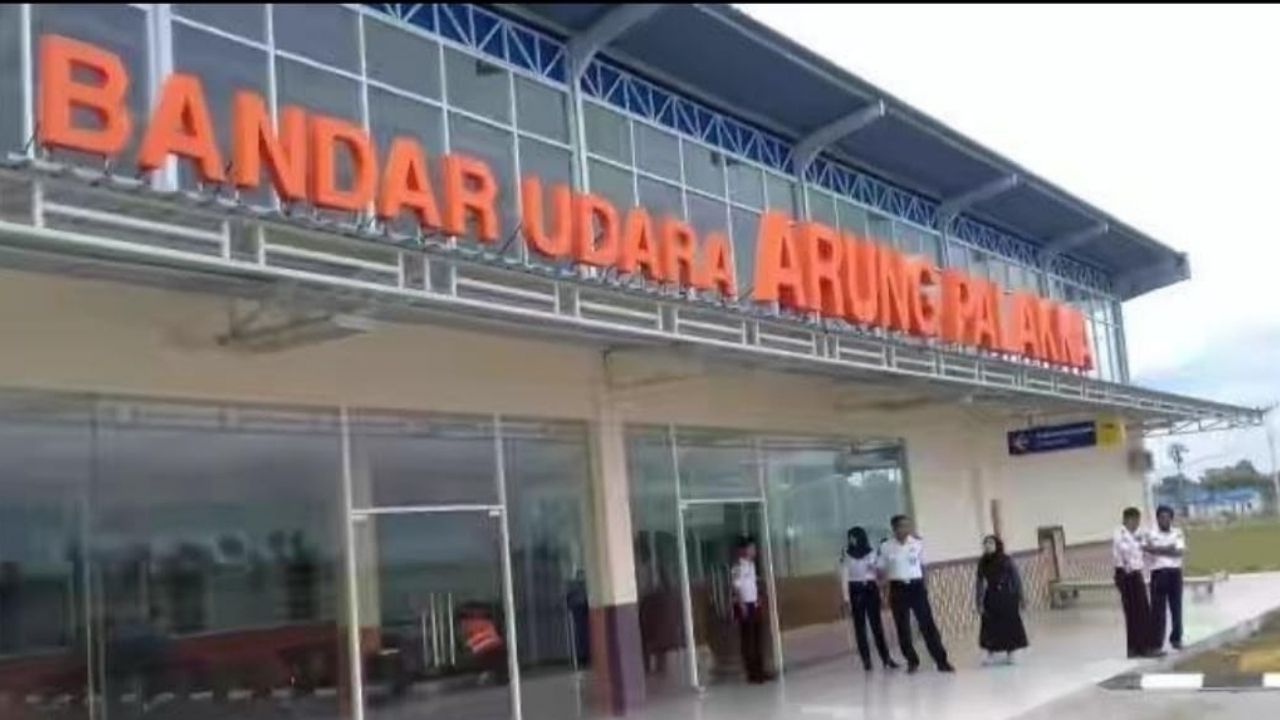 Bandara Arung Palakka