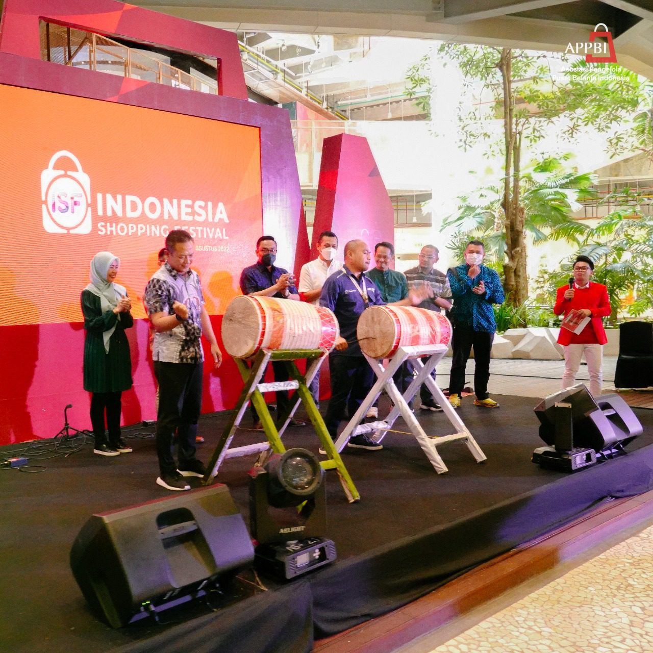 Buka ISF, Kadispar Makassar harap dapat Mempercepat Pemulihan Ekonomi 3 Buka ISF, Kadispar Makassar harap dapat Mempercepat Pemulihan Ekonomi