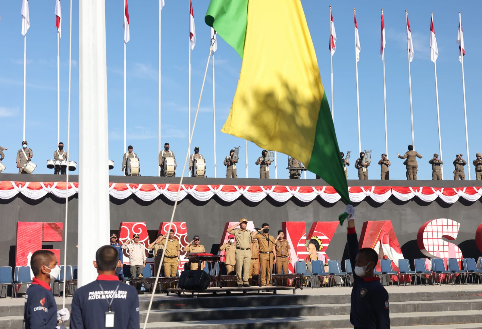 Pemkot Makassar Siapkan 65 Meter & 77 Lembar Bendera Merah Putih Sambut HUT RI 2 Pemkot Makassar Siapkan 65 Meter & 77 Lembar Bendera Merah Putih Sambut HUT RI