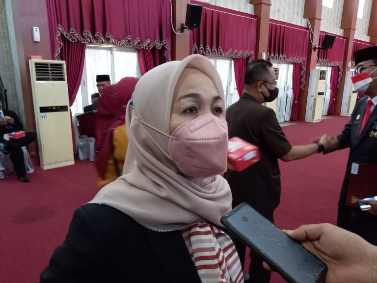 Penggunaan NIK sebagai NPWP, Ini kata Kadisdukcapil Sulsel 3 Sukarniaty Kondolele, Kepala Dinas Kependudukan dan pencatatan Sipil (Kadis dukcapil) Sulsel.