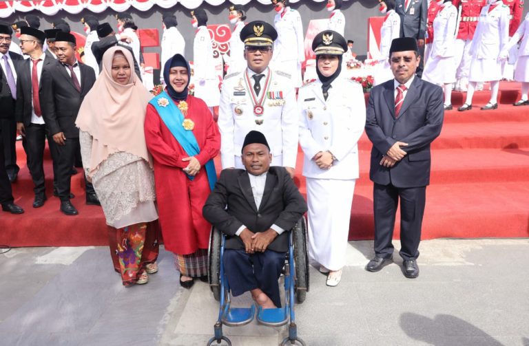HUT Ke-77 RI: Penyandang Disabilitas Apresiasi Terobosan Danny Pomanto Penuhi Hak Disabilitas 7 HUT Ke-77 RI: Penyandang Disabilitas Apresiasi Terobosan Danny Pomanto Penuhi Hak Disabilitas