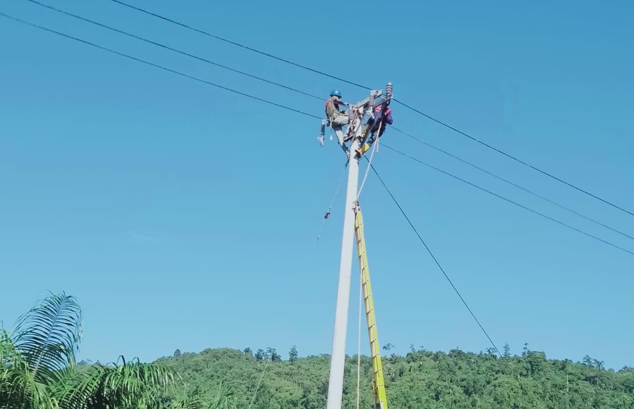 Peringati Kemerdekaan RI, PLN Listriki 12 Dusun di Sulsel, Sultra, dan Sulbar 2 Peringati Kemerdekaan RI, PLN Listriki 12 Dusun di Sulsel, Sultra, dan Sulbar