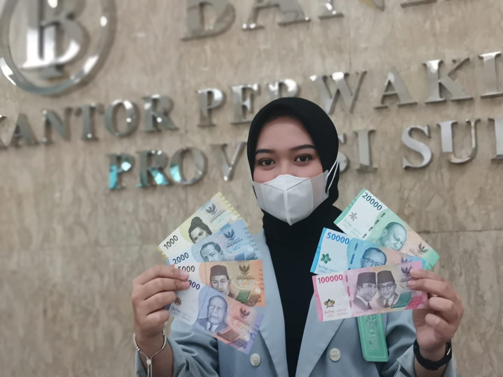 Uang Rupiah 2022 Resmi Diluncurkan, BI Pastikan Uang Lama Masih Tetap Berlaku