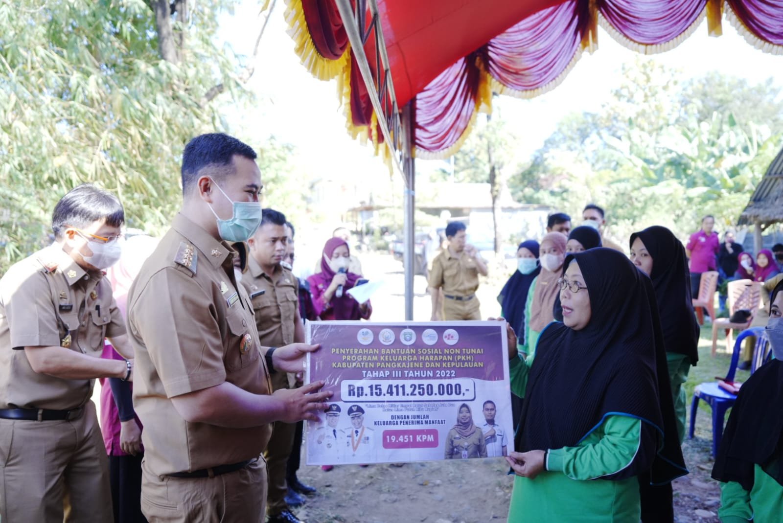 MYL Salurkan Bantuan PKH Tahap 3 di Desa Kabba, Pangkep
