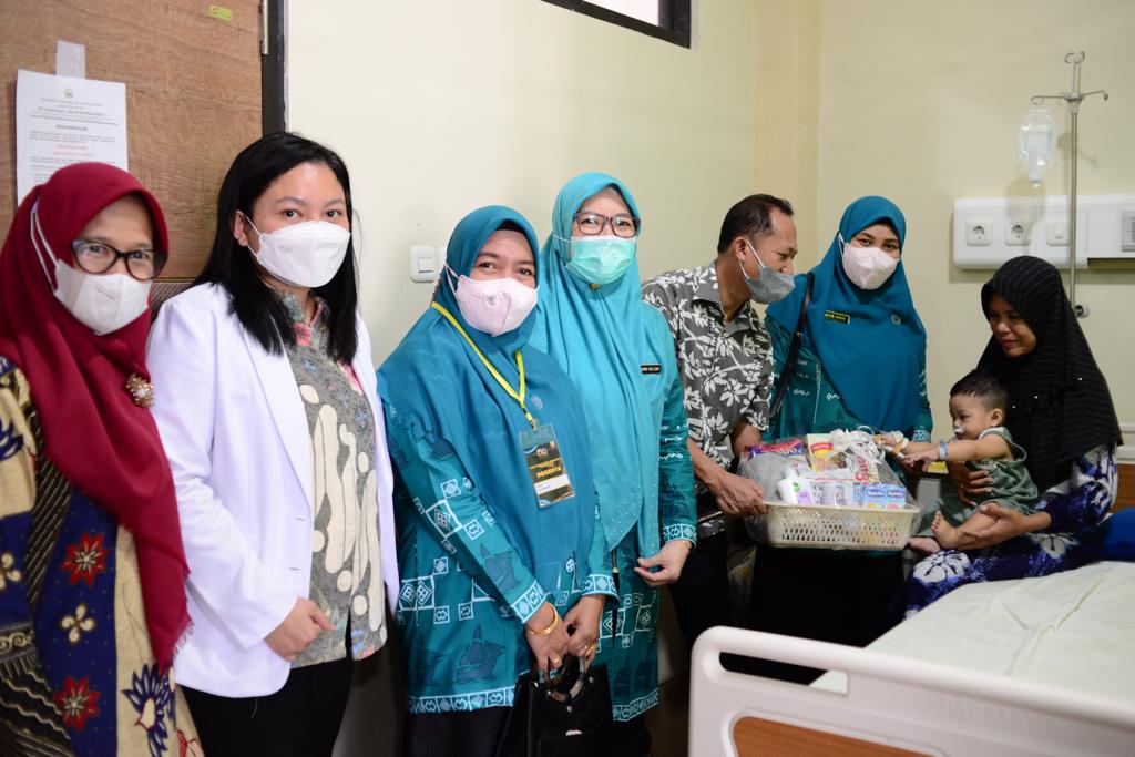 Gandeng Sejumlah Organisasi, PKK Sulsel Gelar Bakti Sosial Operasi Celah Bibir dan Lelangit