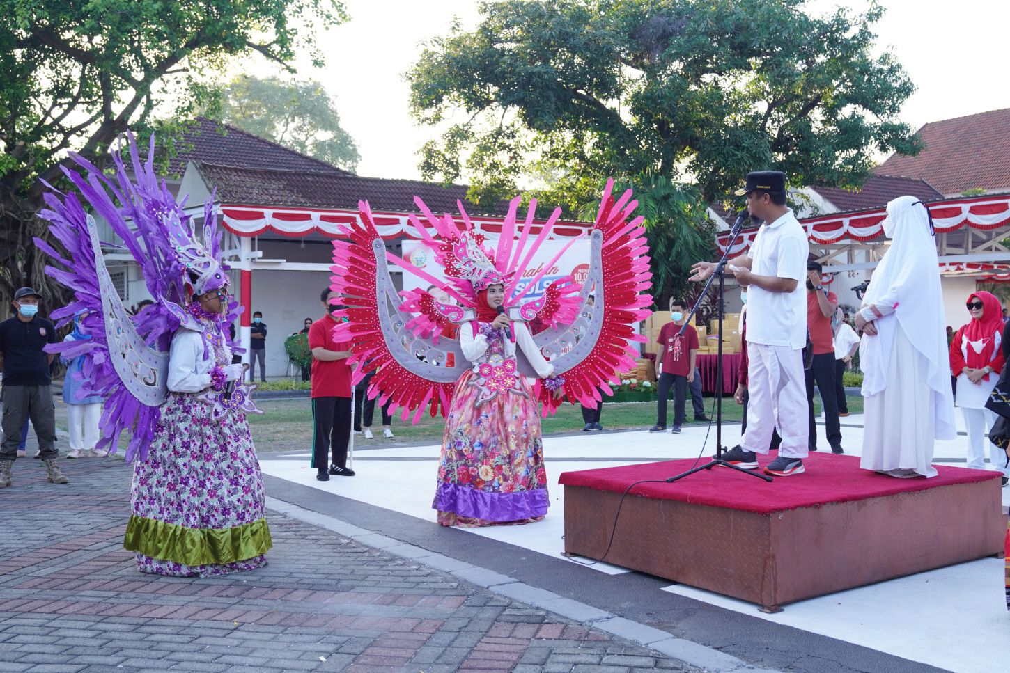Meriahnya Defile PKK Kabupaten/Kota Ikuti Anti Mager, Gubernur Andi Sudirman: Kreatif