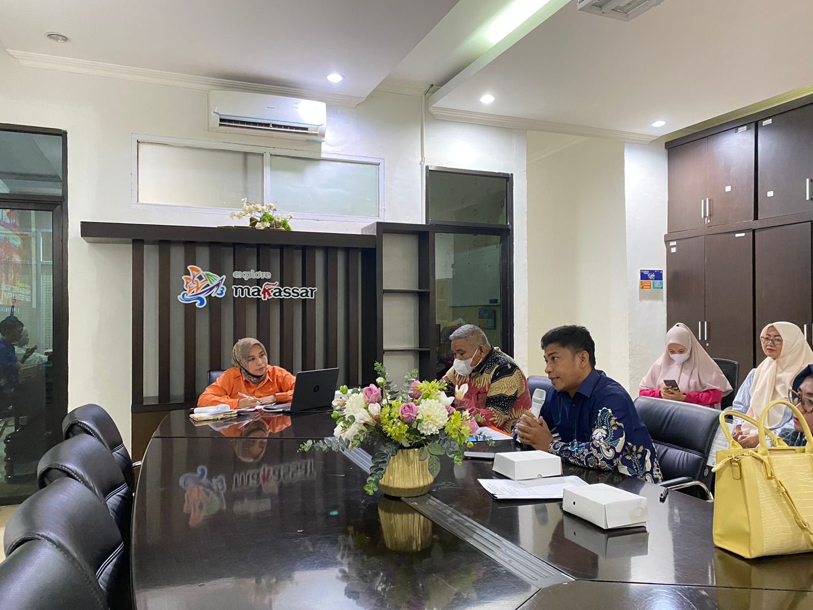 DPRD Buton Belajar Strategi Wisatawan ke Dispar Makassar