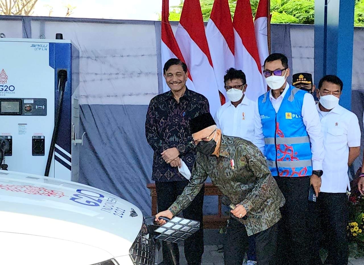 Sambut Puncak Acara Presidensi G20, Wapres Ma'ruf Amin Tinjau Kesiapan SPKLU PLN
